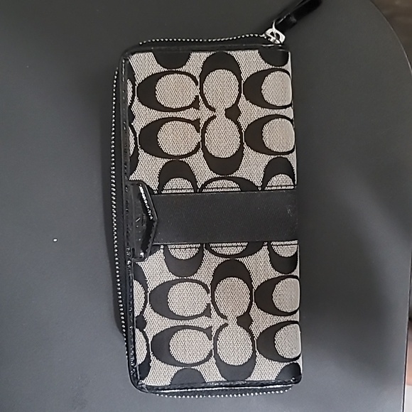 Coach Crossbody purse and wallet set - Picture 4 of 7